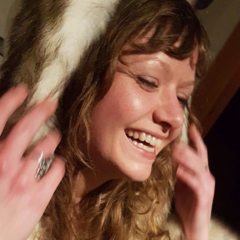 Meet your Posher, Tiffany